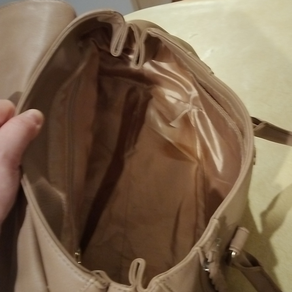 Purse - Picture 3 of 4